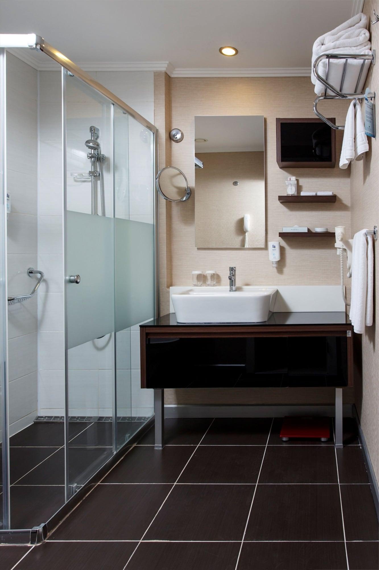 Flora Suites Atasehir Stambuł Zewnętrze zdjęcie