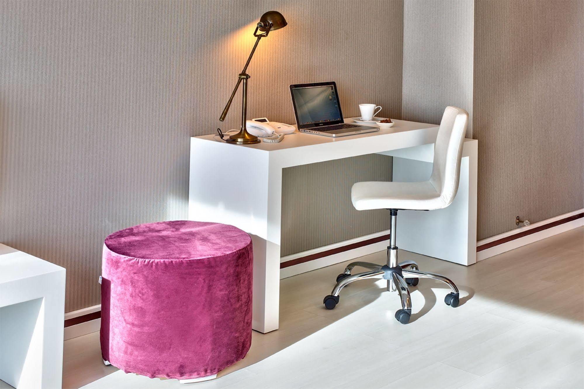 Flora Suites Atasehir Stambuł Zewnętrze zdjęcie