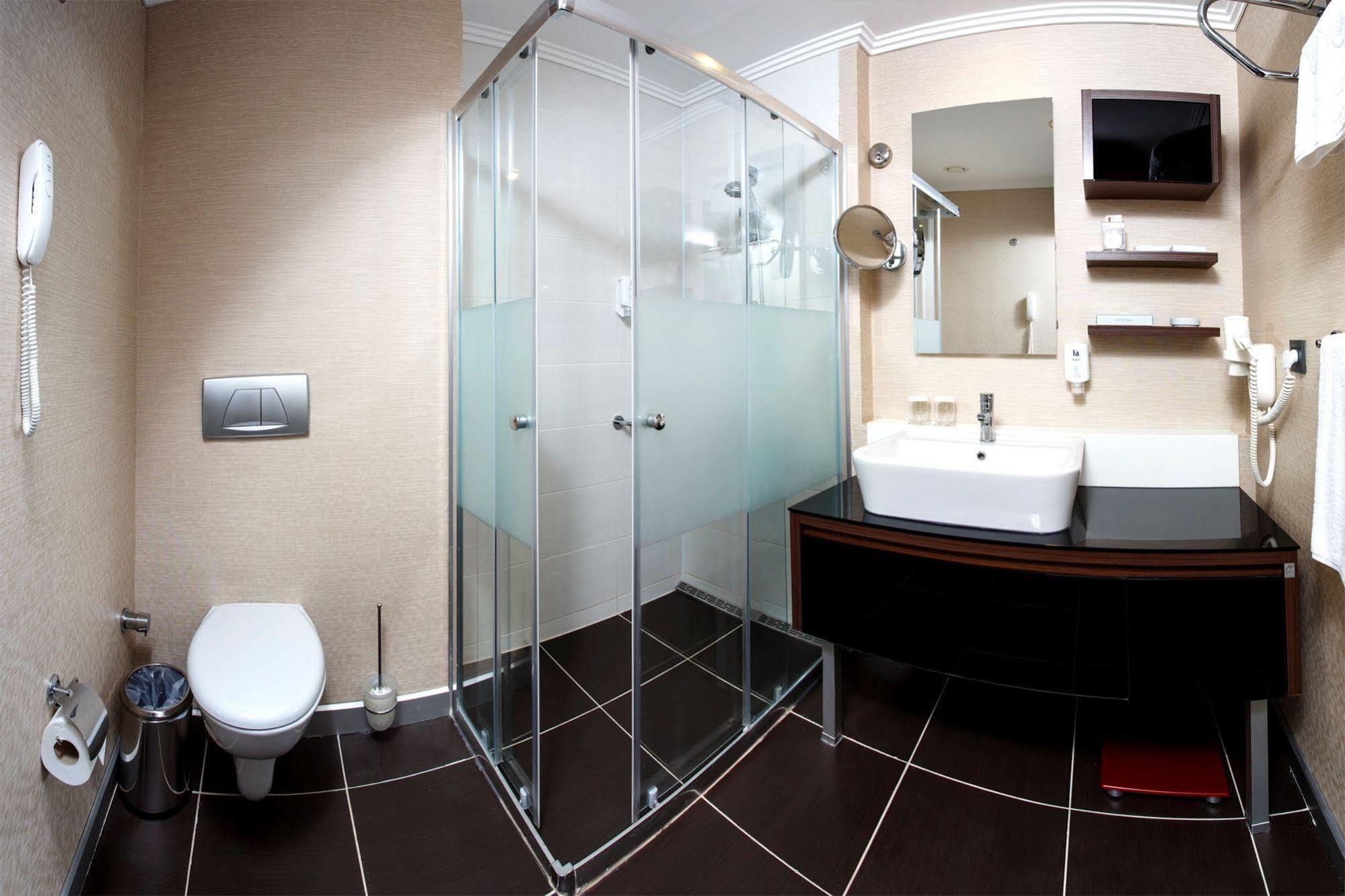 Flora Suites Atasehir Stambuł Zewnętrze zdjęcie